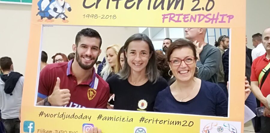Brandolin a Cervignano, ‘così nascono i nostri campioni”, 500 al World Judo Day rapiti dalla simpatia di Matteo Medves