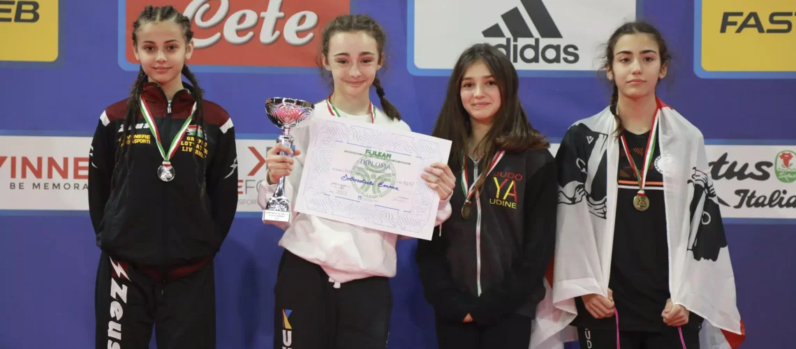 Alice-Bronzin-terza-Campionati-Italiani-Lotta-U15